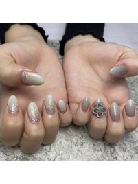 白グラネイル