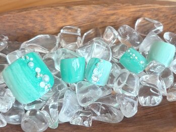 ネイルサロンアンドスクール シーグリーン(SEAGREEN)/SUMMER PEDICURE 2026