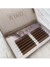 プラリネ(Praline)/グレージュ