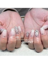 ジェルメ(germer)/大人のチェック柄ネイル★