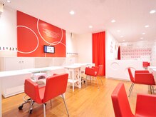 ネイルサロン ラブリーズ 町田店(NAIL SALON LOVELLY'S)の雰囲気（駅から5分のお店は、ゆったりくつろげるオシャレな空間です♪）