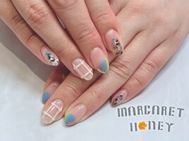ぷっくり個性派ネイル