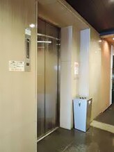 レチカ(Rechica)/エントランスエレベーター