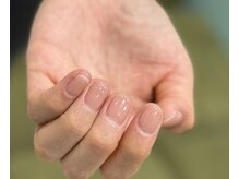 爪の状況に合わせて土台に塗るジェル変えています♪