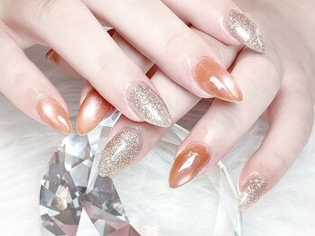 シャシャ(shasha)の写真/【完全個室】派手なネイルができない方や、シンプルなデザインがお好きな方に♪＊クーポン多数あり＊