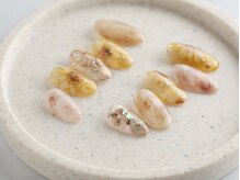 グリッター(glitter)/トレンドネイル/夏/ひまわり