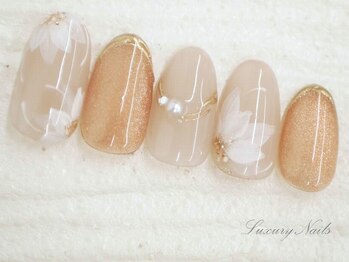 ラグジュアリー ネイルズ(Luxury Nails)/上品*フラワーNail