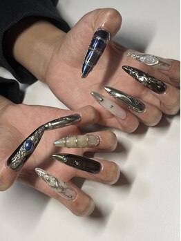 アールネイル(R-nail)の写真/すらりと伸びた美しい指先に♪自爪の形や爪トラブルにとらわれず高い技術とデザインで理想の指先を叶える☆