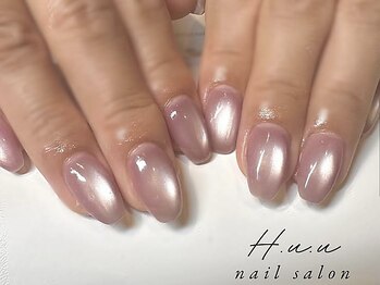 nail salon H.u.uの写真/オフィスで褒められる絶妙カラー。甘皮ケアからこだわる「健康美爪」の輝き。
