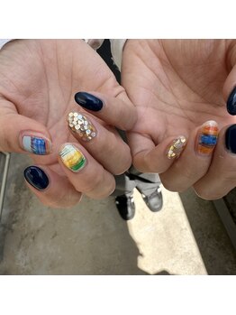 色鉛筆 らくがきネイル