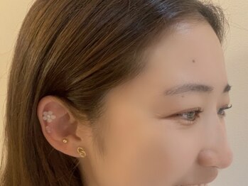 バイオレット(violets)/耳ツボジュエリー&まつ毛パーマ