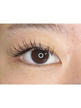 ネイル・アイメニューの同時施術が可能