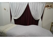 看護師施術/効果あり/肌質改善/たるみ/小顔/ほうれい線/小顔特化