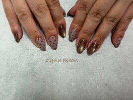 ハートドットネイル