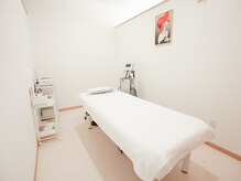 白を基調としたリラックスできる空間です♪