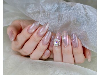 ネイルサロンアンドスクール バニラ(nailsalon&school VANILLA)の写真/【「なりたい」を叶える】圧巻のカラー・パーツ数で、あなたの理想を超えるオンリーワンな指先へ♪