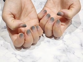 グラデーションネイル