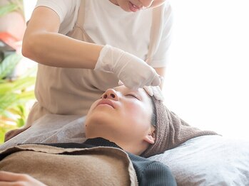 エヌ サロン(enu salon)の写真/【ワックス脱毛専門】WAX脱毛世界技能大会受賞者から技術を習得★世界最高峰の技術を鹿児島で体験できる◎