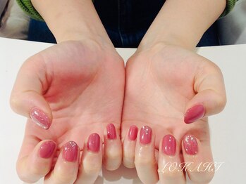 アイ アンド ネイル ロカヒ(Eye & nail LOKAHI)/ピンクきらきらネイル♪