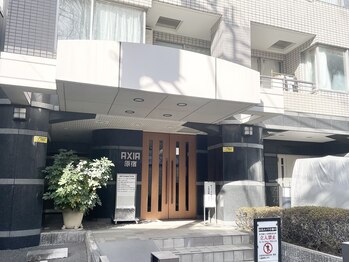 スリアンハラジュク(Souriant HARAJUKU)/マンションの入り口はこちらです