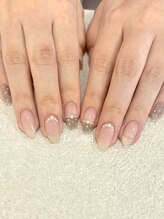 ル ソレイユ(Le soleil)/ドットネイル　byあやか