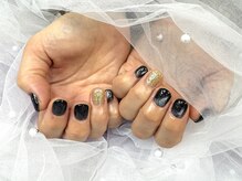 ヒラソルネイル(Girasol nail)/マクルーな黒マグ