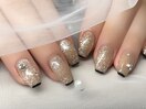 ラメ×フレンチのおとなネイル