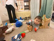 子育てママの整体サロン/施術中のお子様の様子