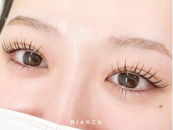 ビアンカ 上大岡店(Bianca)の写真/人気No1★平日ご来店まつげパーマ(上下)¥5500／(上)¥4400】マスカラパーマ+¥1100◎