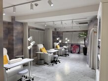 ミューズ ファクトリー(Muse factory)/カーテンで仕切られたソファー席