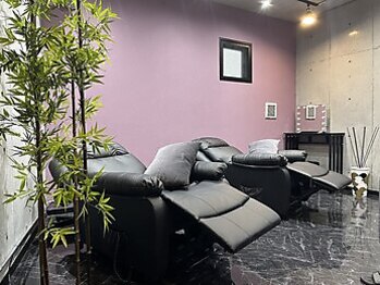やまとなでしこ 中野店の写真/【貴女だけの美まつ毛＆美眉】骨格に合わせ最適なデザインにお仕上げ♪お悩みもお気軽にご相談ください☆
