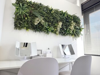 アンリミット 心斎橋店(Une limit)/【メイクルーム完備】