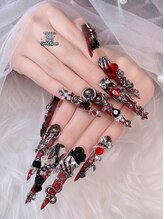 ゴテかわ(GOTE KAWA)/長さだし、派手ネイル