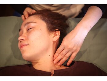 I.S.E.深部組織 筋膜リリースセンター/首は大事なポイントです