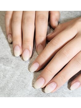 エリーザベル(Elisa Bell)/whiteグラデーション