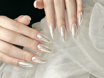 エスビューティー(es.beauty)/ホワイトミラー