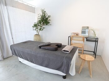 キトウミ(kitoumi)/kitoumiの施術ベッド