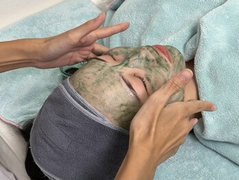 リメイクビューティークリニック(REMAKE BEAUTY CLINIC)/幹細胞ゴールドピーリング