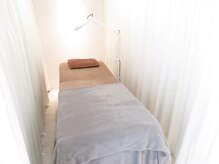 ミュラ 古江店(Myrrha)の雰囲気（カーテンで仕切られてるので、落ち着いて施術を受けられます♪）