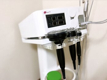 アルメリ 恵比寿(Almeri)/ハイパワー痩身機器[キャビフル]