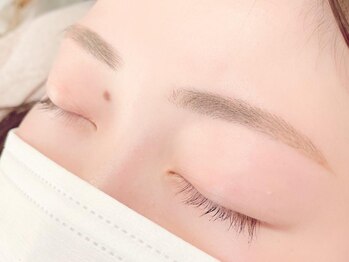 マロンアイラッシュ(marron eyelash)の写真/眉スタイリングで顔の印象がガラッとチェンジ★お手入れやメイクのお悩みを解決◎