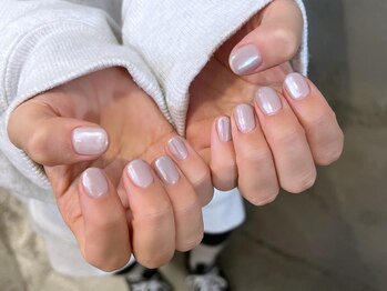 ノラ ミナミアオヤマ(NORA MINAMIAOYAMA)/ベージュのオーロラパール