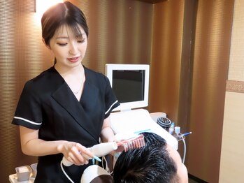 グロウ にいがた(GROW)の写真/【頭皮の汚れ・毛根をごっそり洗浄！】20代～60代まで幅広いお客様がご来店◎はじめての方も大歓迎！