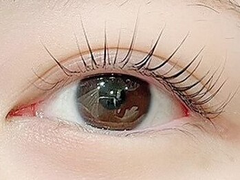 ビューティーアイラッシュ リータ伊丹店の写真/マツエク・まつ毛パーマが初めての方も歓迎♪質問や悩みにも丁寧にお答えし、イメージ通りの美まつ毛に☆