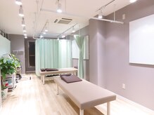 高津接骨院の雰囲気（清潔感のある店内◎）
