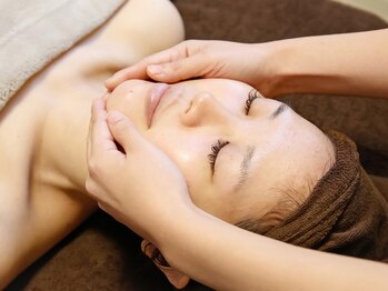 ホソナル(HOSONAL)の写真/【勧誘なし/完全都度払い】元大手サロン指名No.1オーナー「通いやすさ」を追求した韓国肌管理★