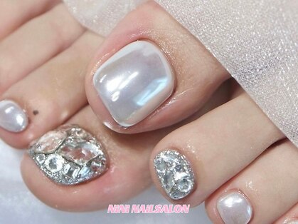 ニニ(NiNi)の写真