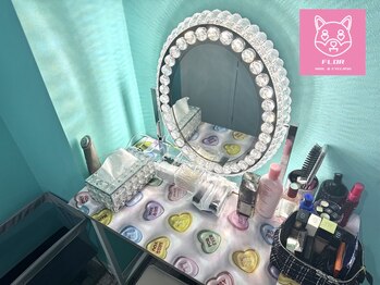 フロル(FLOR)/デパコス使い放題♪束感まつげ