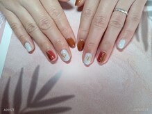 イーズ(ease)/赤　白アート