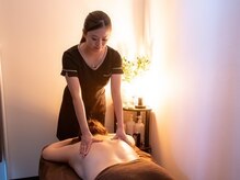 期間限定！背面マッサージ：VIO脱毛プレゼント！